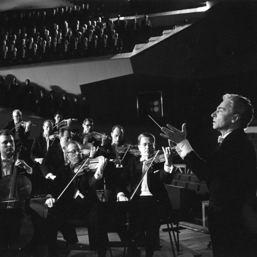 Karajan conducting in Berlin Philharmonie 1968