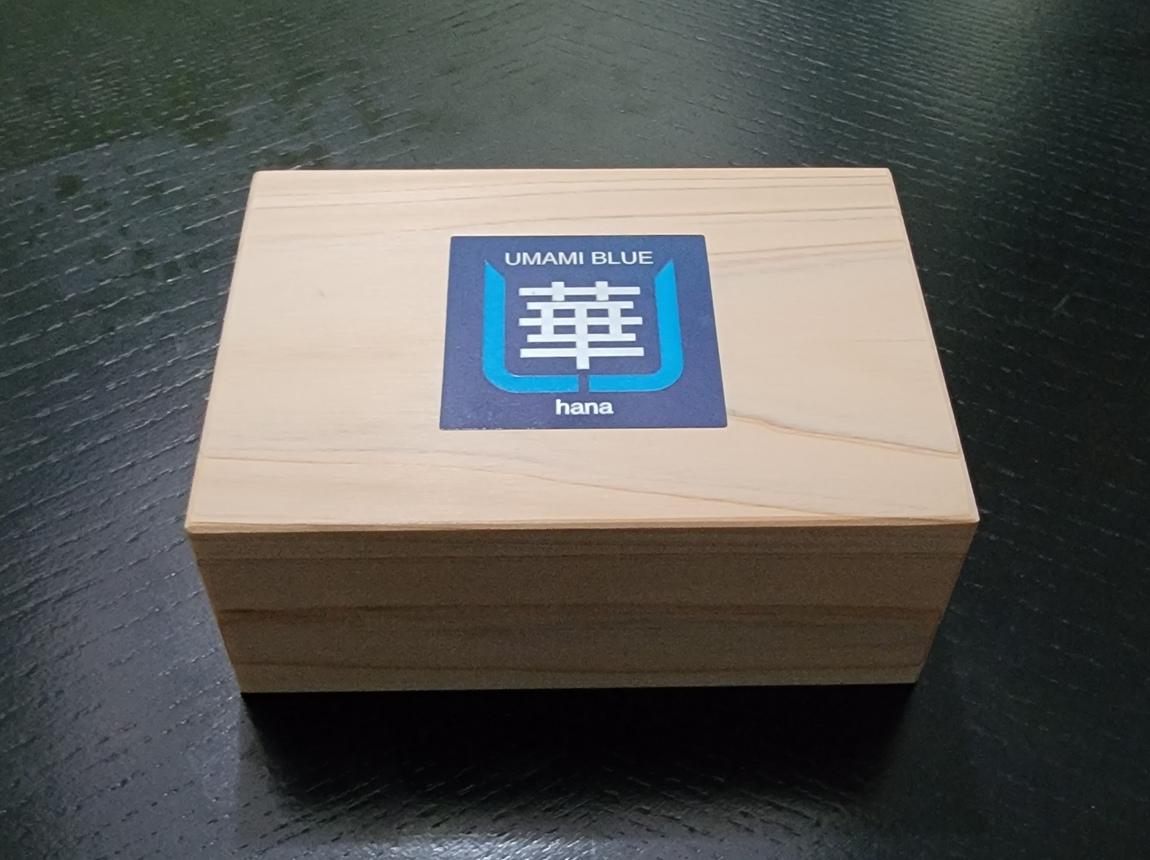 Hana Umami Blue Packaging