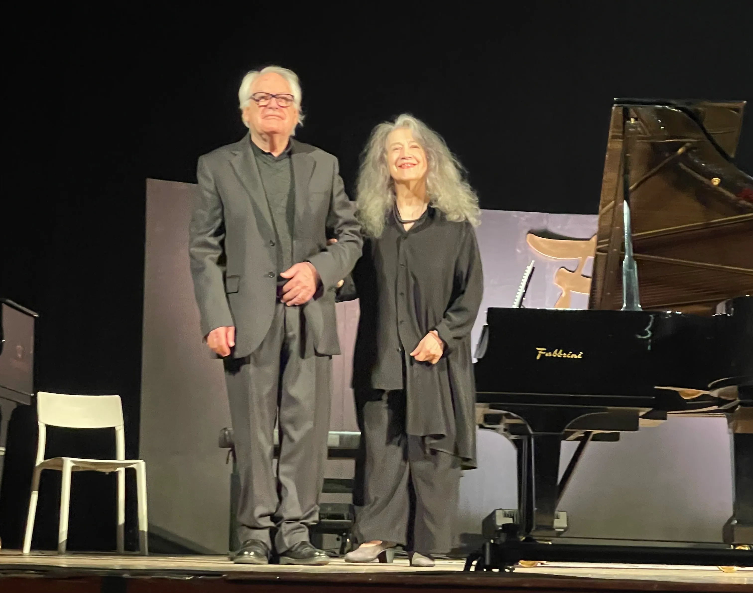 Angelo Fabbrini at a tribute concert arranged by Martha Argerich (r.)