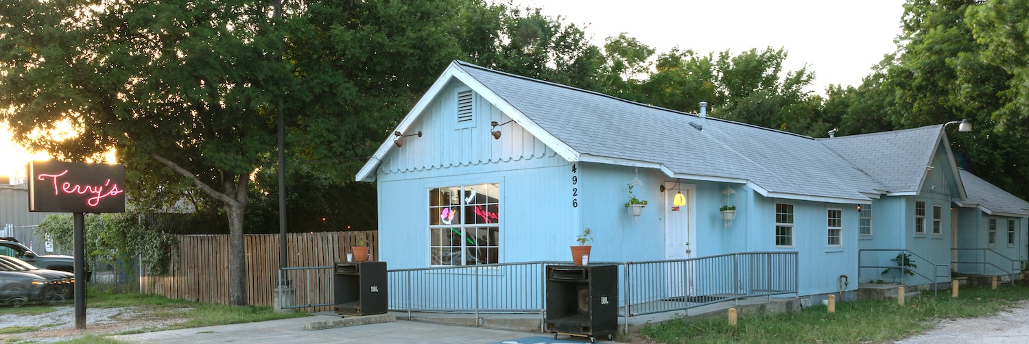 Terry's Kissa Bar