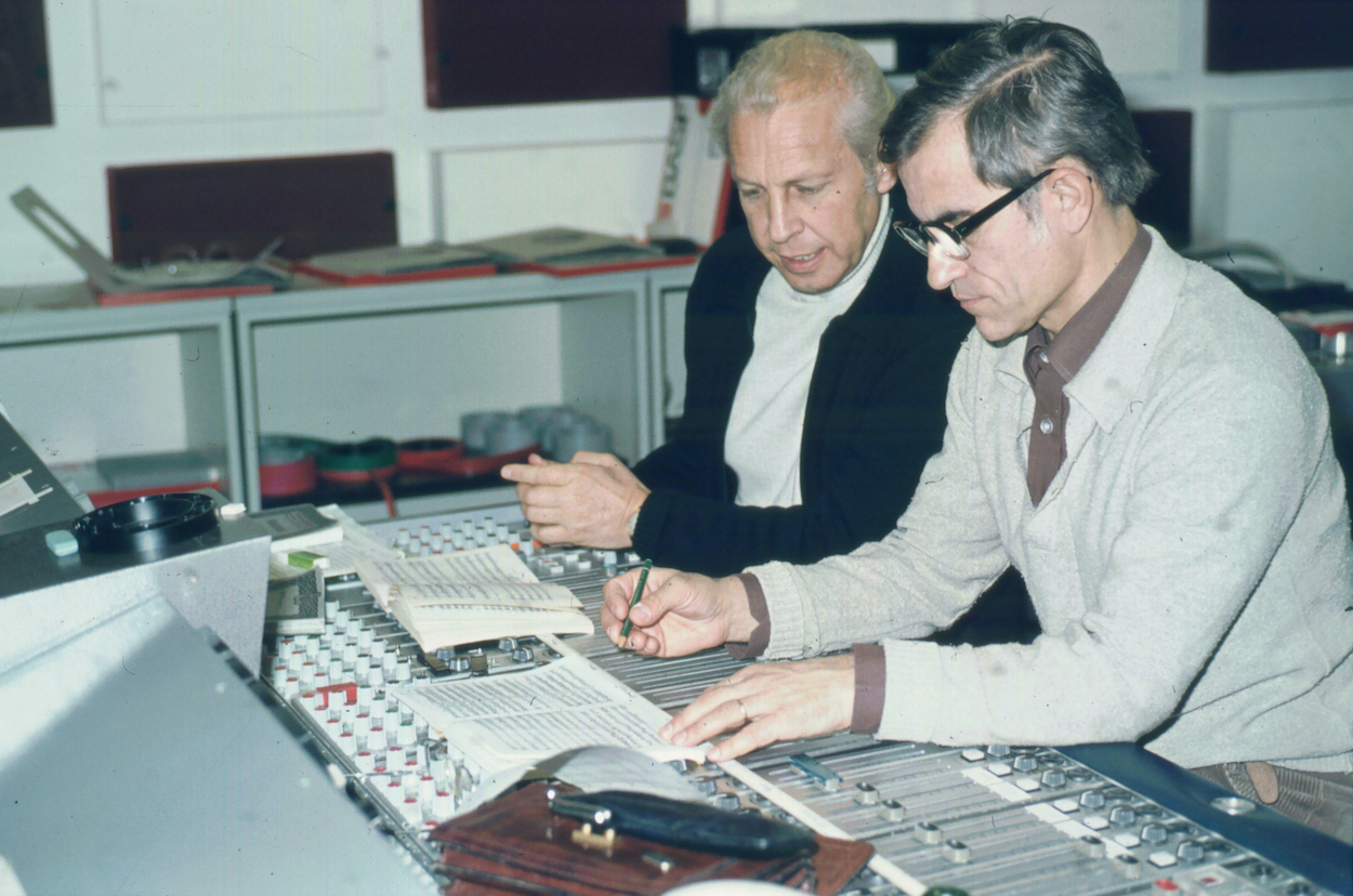 Hans Weber and Klaus Scheibe mixing at Recording centre Hannover-Langenhagen (Photo: Rainer Maillard/Emil Berliner Studios)