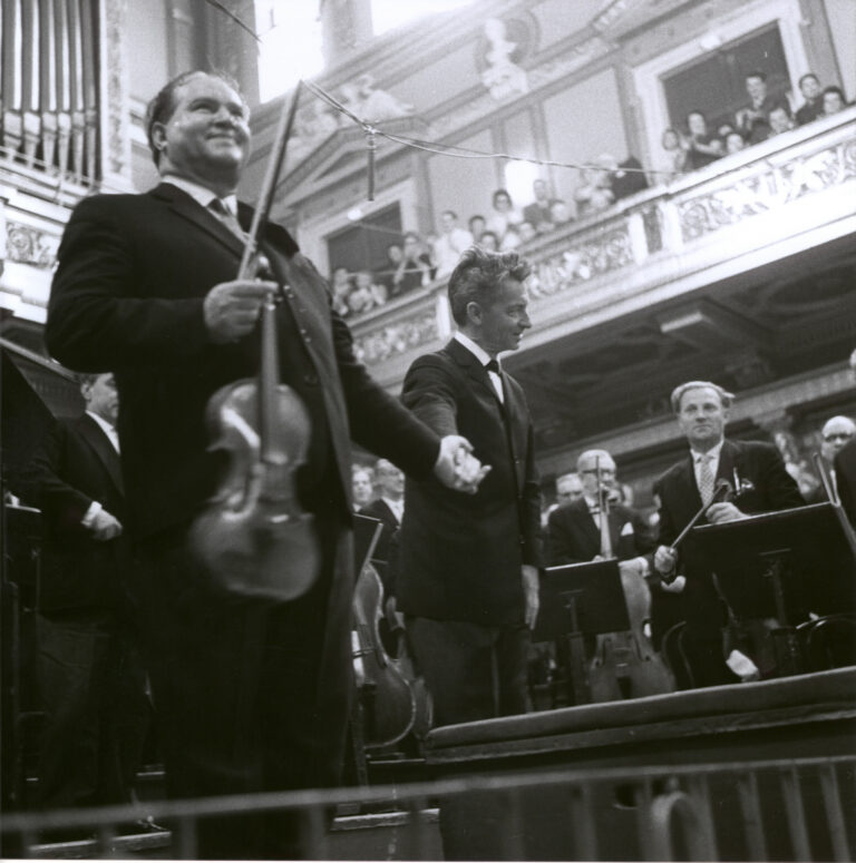 David Oistrakh and Karajan after the Brahms concerto performance in Vienna, 1961