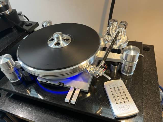 Delphi MkVII and Reference 1 tonearm