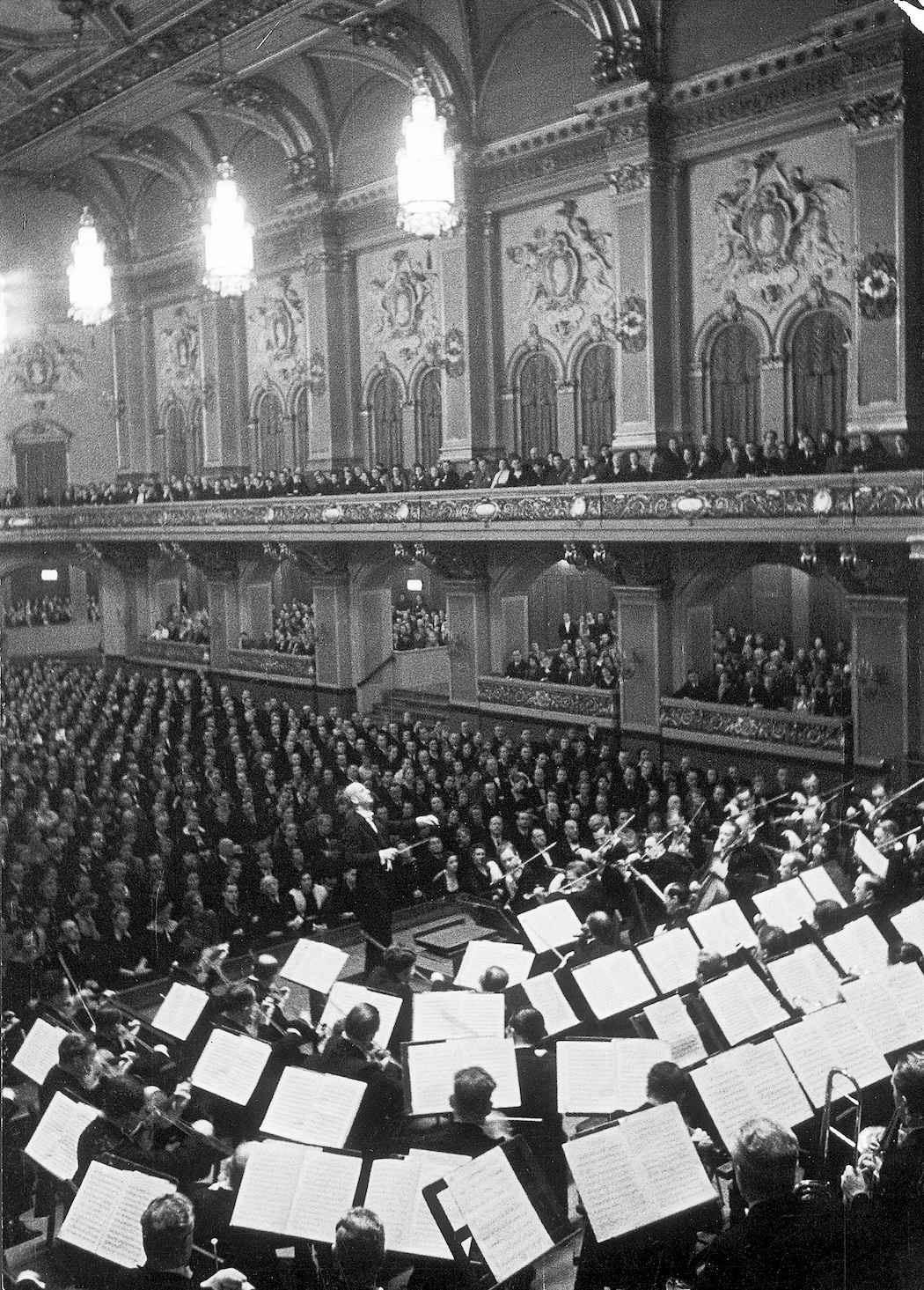 Furtwängler conducting the BPO (Rudolf Kessler)