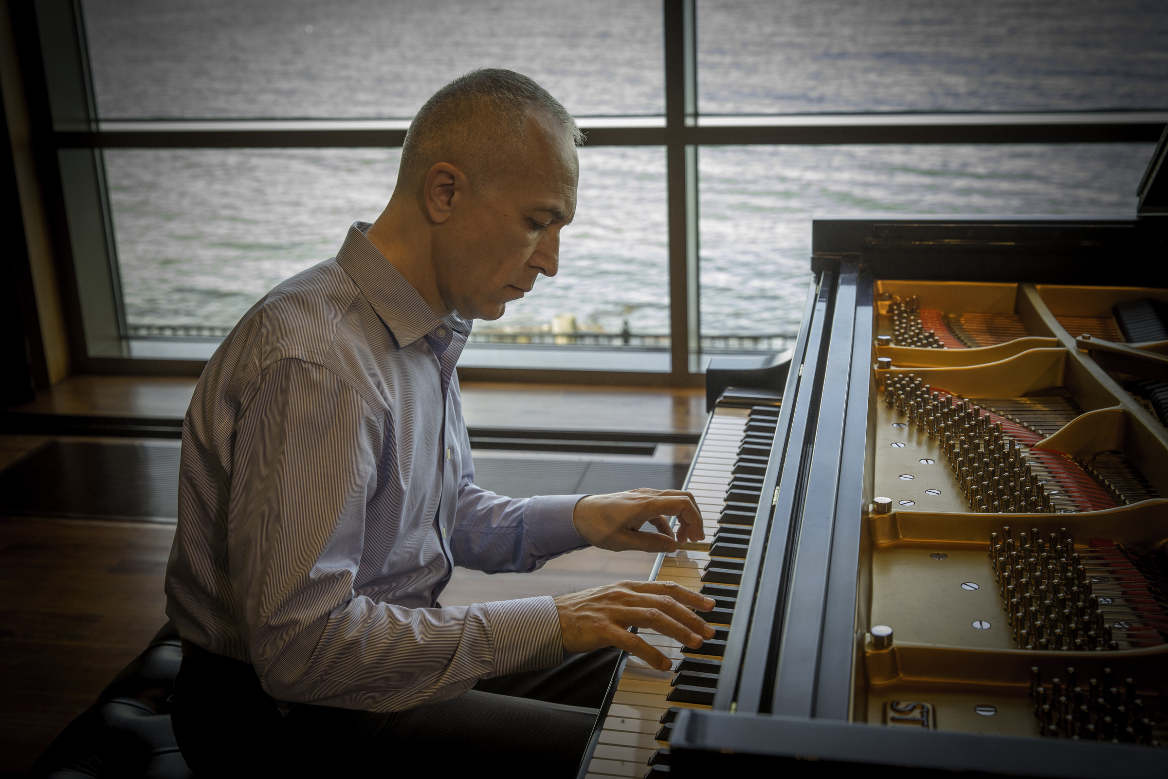 Sergey Schepkin, rehearsing at the Shalin Liu Performing Arts Center. Photo credit Michael Lutch